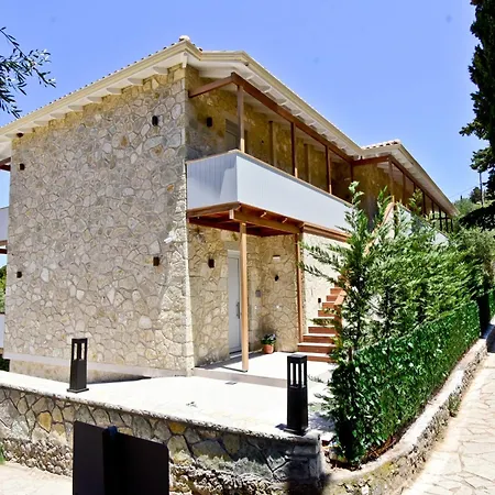 Ξενοδοχείο Akron *