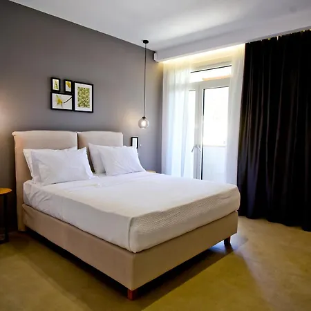 Akron * Áyios Nikítas